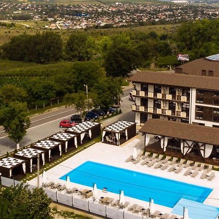 Giowine Hotel & Restaurant Cricova Luaran gambar