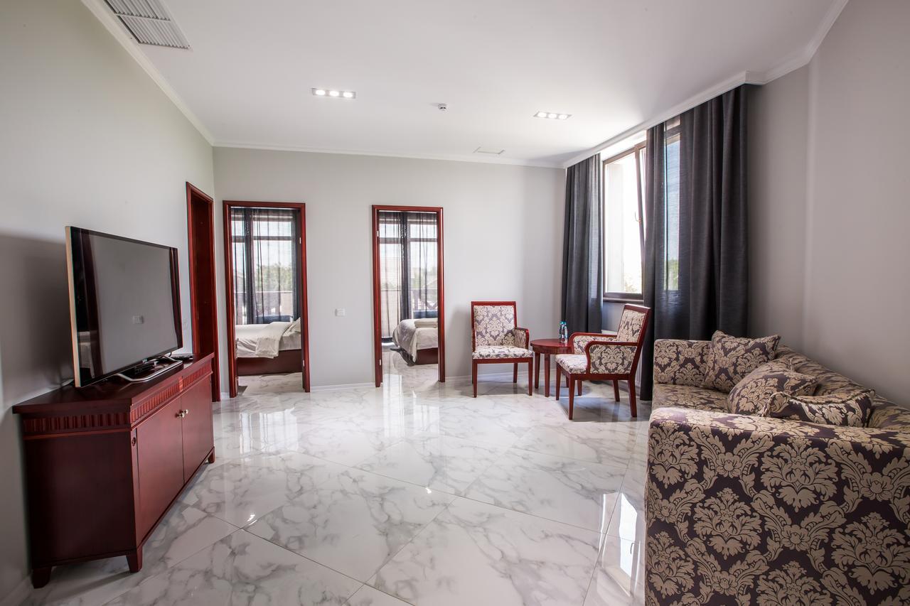 Giowine Hotel & Restaurant Cricova Luaran gambar